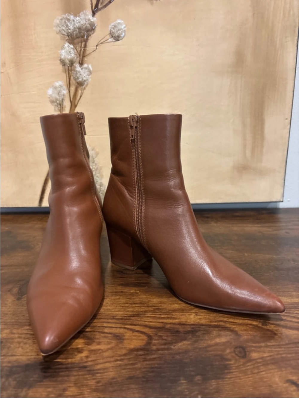 Steve Madden Tan Brown Pointed-Toe Leather Ankle Boots